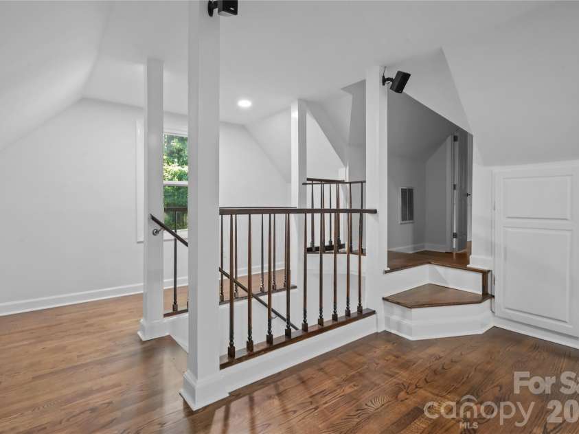 8503 Foxbridge Drive, Matthews, NC 28104.  MLS# CAR4398905, YatesRealty ID 35973. 