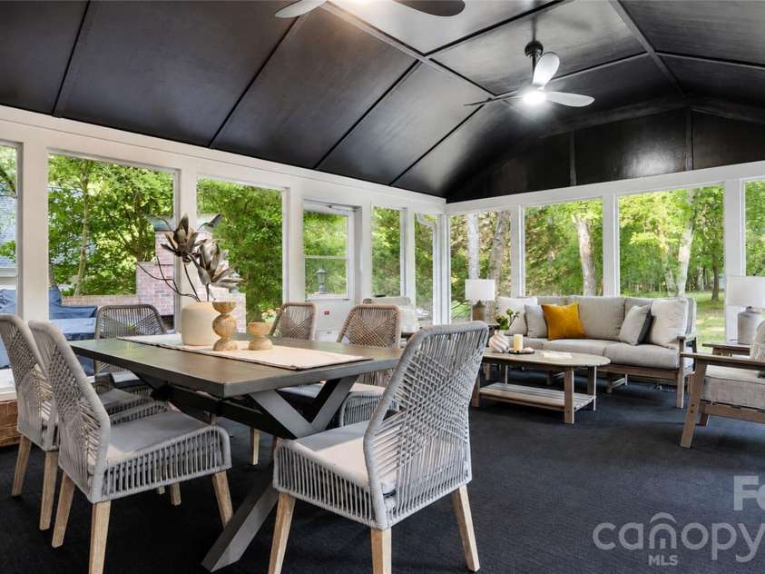 8503 Foxbridge Drive, Matthews, NC 28104.  MLS# CAR4398905, YatesRealty ID 35973. 