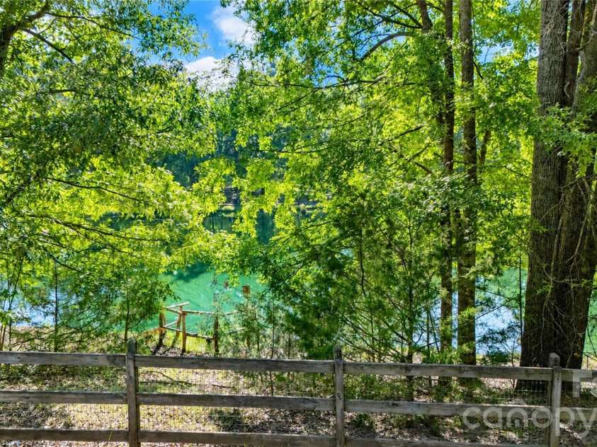 8503 Foxbridge Drive, Matthews, NC 28104.  MLS# CAR4398905, YatesRealty ID 35973. 
