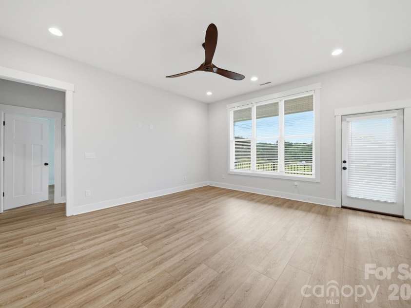3404 Lincoln Road, York, SC 29745.  MLS# CAR4395438, YatesRealty ID 35975. 