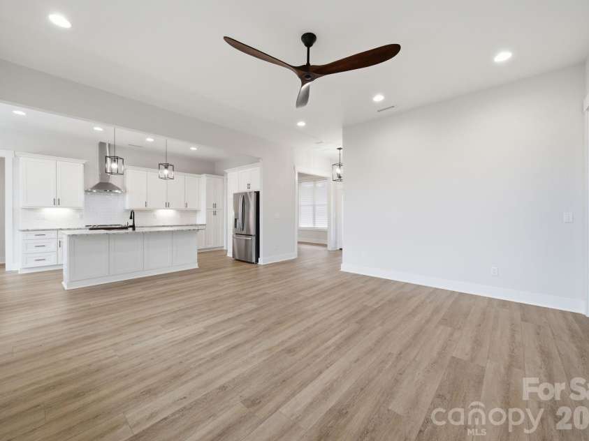 3404 Lincoln Road, York, SC 29745.  MLS# CAR4395438, YatesRealty ID 35975. 