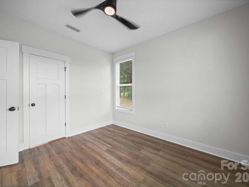 3404 Lincoln Road, York, SC 29745.  MLS# CAR4395438, YatesRealty ID 35975. 