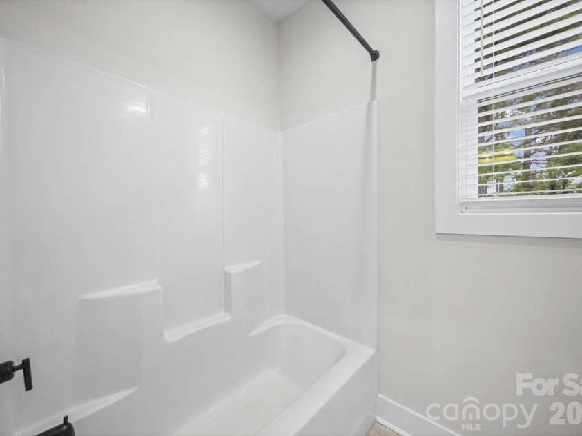3404 Lincoln Road, York, SC 29745.  MLS# CAR4395438, YatesRealty ID 35975. 