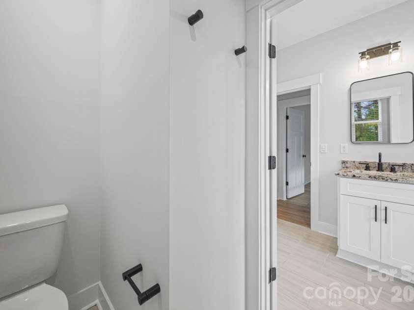 3404 Lincoln Road, York, SC 29745.  MLS# CAR4395438, YatesRealty ID 35975. 