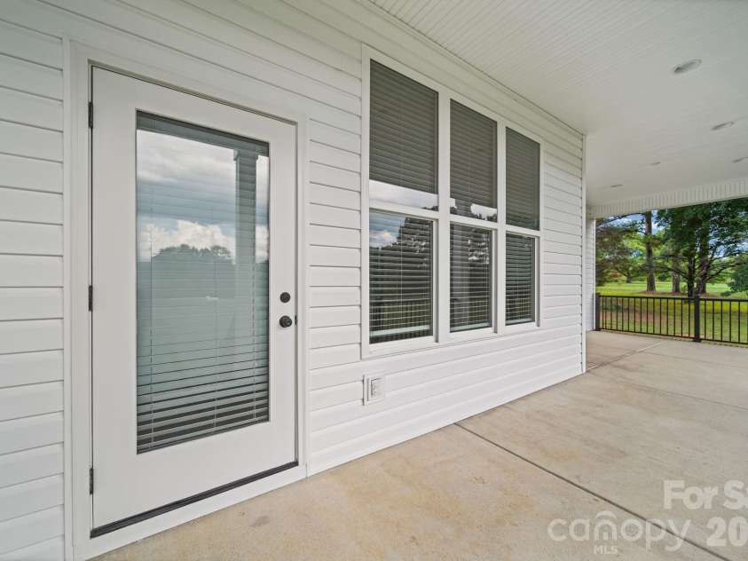 3404 Lincoln Road, York, SC 29745.  MLS# CAR4395438, YatesRealty ID 35975. 