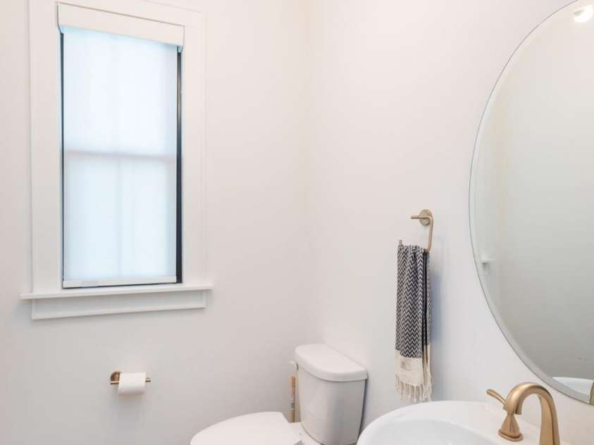 2629 Elon Street, Charlotte, NC 28208.  MLS# CAR4397259, YatesRealty ID 35978. Main level 1/2 bath