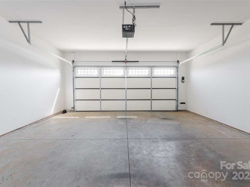 77 Halcyon Court, Fletcher, NC 28732.  MLS# CAR4235997, YatesRealty ID 3598. 