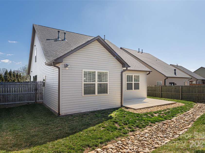 77 Halcyon Court, Fletcher, NC 28732.  MLS# CAR4235997, YatesRealty ID 3598. 