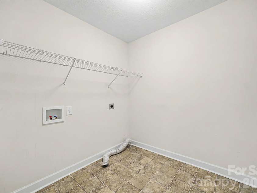 786 Tirzah Road, York, SC 29745.  MLS# CAR4342427, YatesRealty ID 3598. Laundry Room