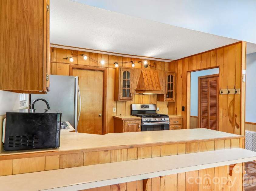 200 Holley Lane, Maggie Valley, NC 28751.  MLS# CAR4397844, YatesRealty ID 35980. 