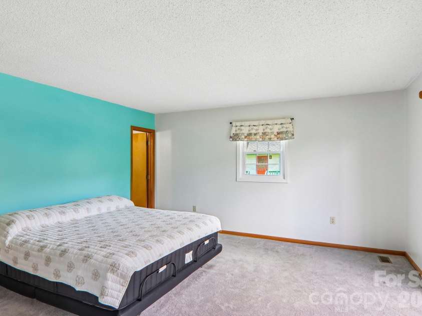 200 Holley Lane, Maggie Valley, NC 28751.  MLS# CAR4397844, YatesRealty ID 35980. 