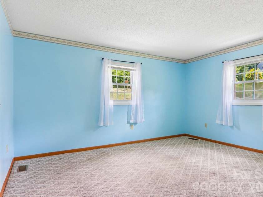 200 Holley Lane, Maggie Valley, NC 28751.  MLS# CAR4397844, YatesRealty ID 35980. 