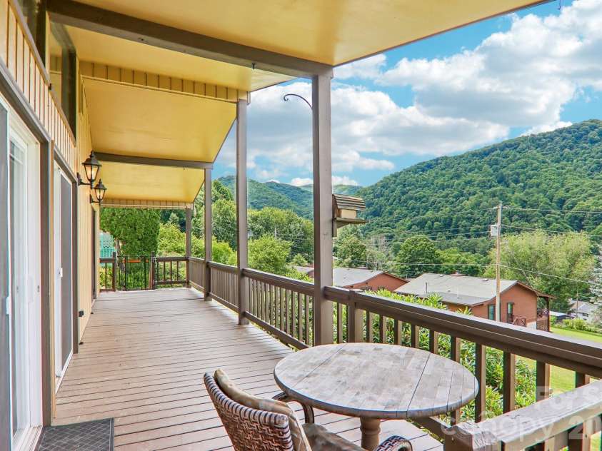 200 Holley Lane, Maggie Valley, NC 28751.  MLS# CAR4397844, YatesRealty ID 35980. 