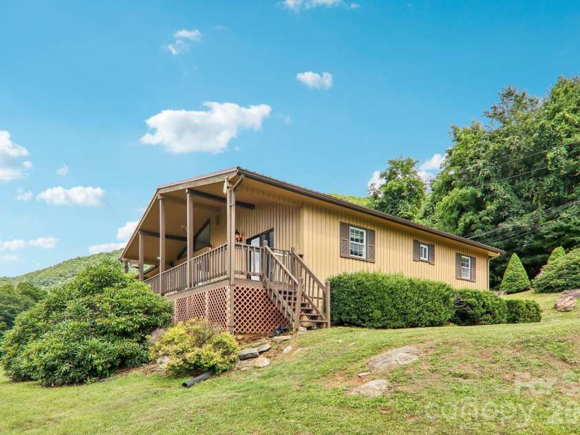 200 Holley Lane, Maggie Valley, NC 28751.  MLS# CAR4397844, YatesRealty ID 35980. 