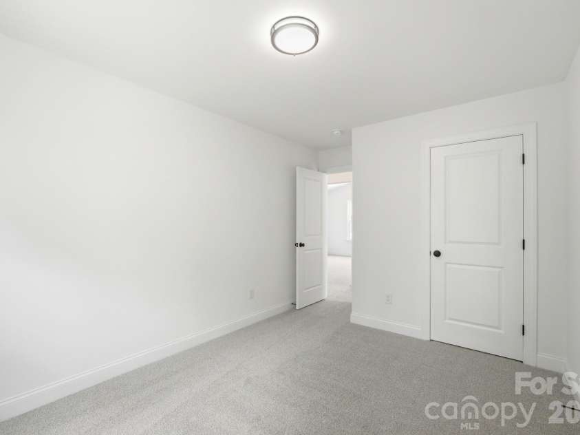 114 7th Avenue, Hickory, NC 28602.  MLS# CAR4400551, YatesRealty ID 35982. 