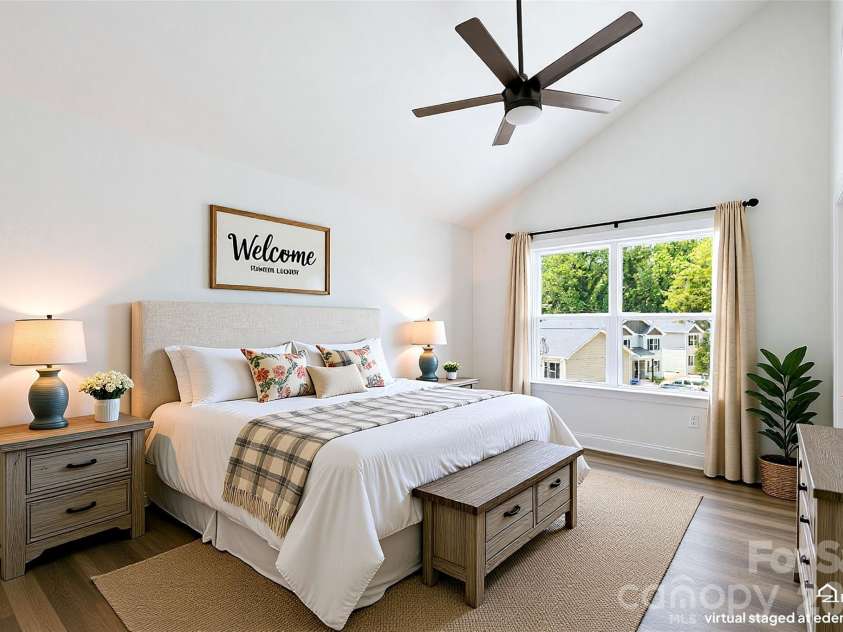 114 7th Avenue, Hickory, NC 28602.  MLS# CAR4400551, YatesRealty ID 35982. 