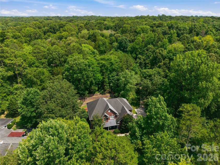 201 Old Bell Road, Charlotte, NC 28270.  MLS# CAR4401301, YatesRealty ID 35984. 