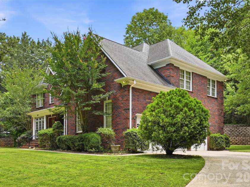 201 Old Bell Road, Charlotte, NC 28270.  MLS# CAR4401301, YatesRealty ID 35984. 