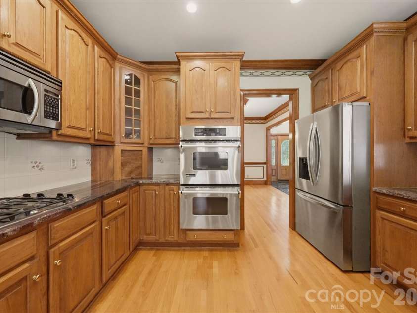 201 Old Bell Road, Charlotte, NC 28270.  MLS# CAR4401301, YatesRealty ID 35984. 