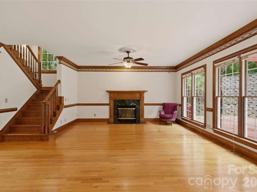 201 Old Bell Road, Charlotte, NC 28270.  MLS# CAR4401301, YatesRealty ID 35984. 