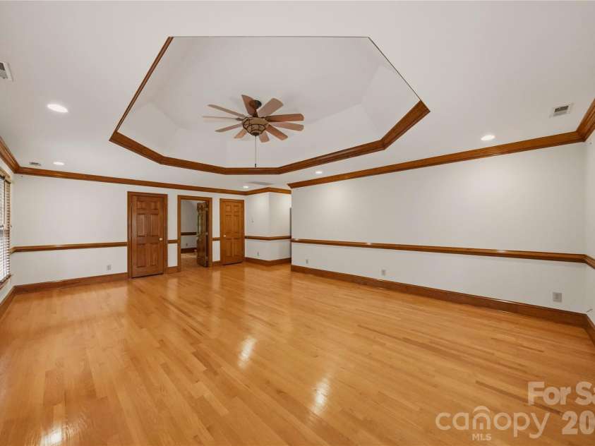 201 Old Bell Road, Charlotte, NC 28270.  MLS# CAR4401301, YatesRealty ID 35984. 