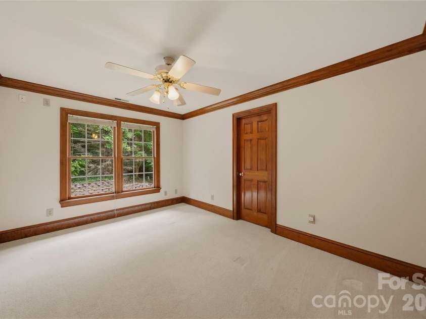 201 Old Bell Road, Charlotte, NC 28270.  MLS# CAR4401301, YatesRealty ID 35984. 
