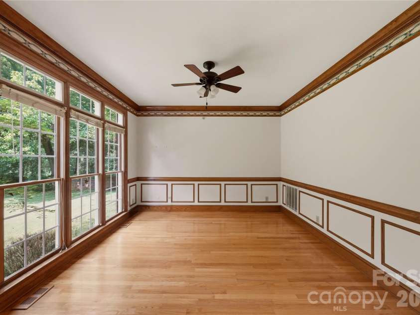 201 Old Bell Road, Charlotte, NC 28270.  MLS# CAR4401301, YatesRealty ID 35984. 