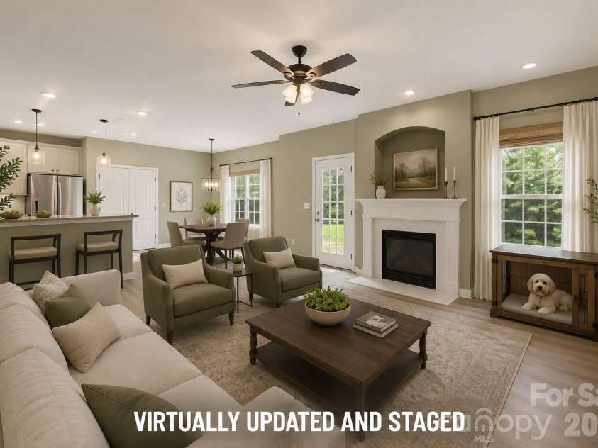 7424 Hannah Alexander Lane, Charlotte, NC 28227.  MLS# CAR4402040, YatesRealty ID 35986. Virtually Updated and Staged Great Room open to Kitchen and Breakfast