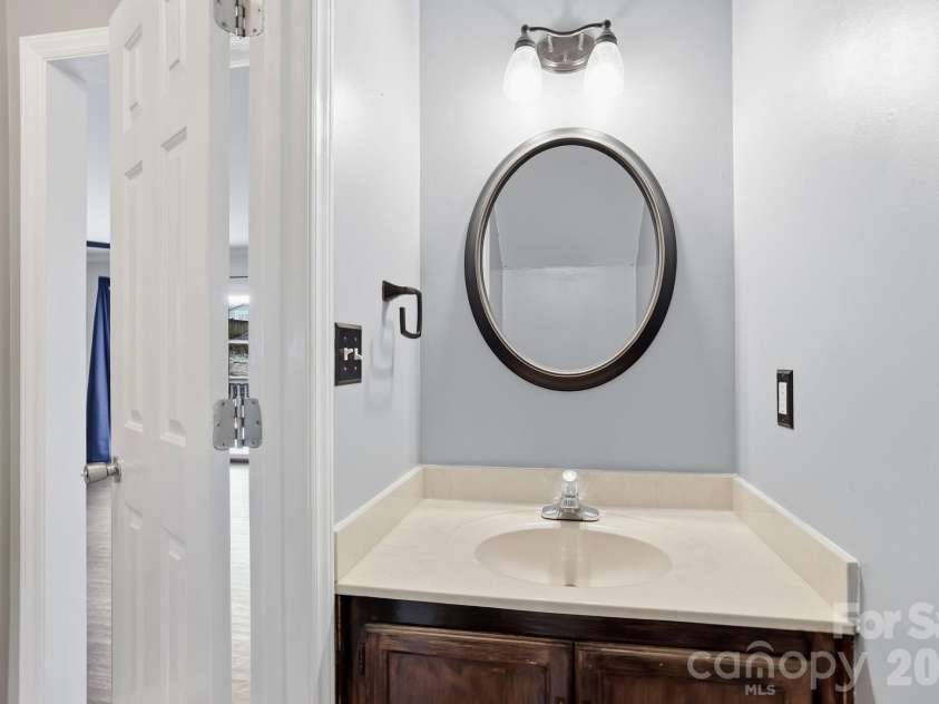 115 Southfork Drive, Belmont, NC 28012.  MLS# CAR4399681, YatesRealty ID 35987. 
