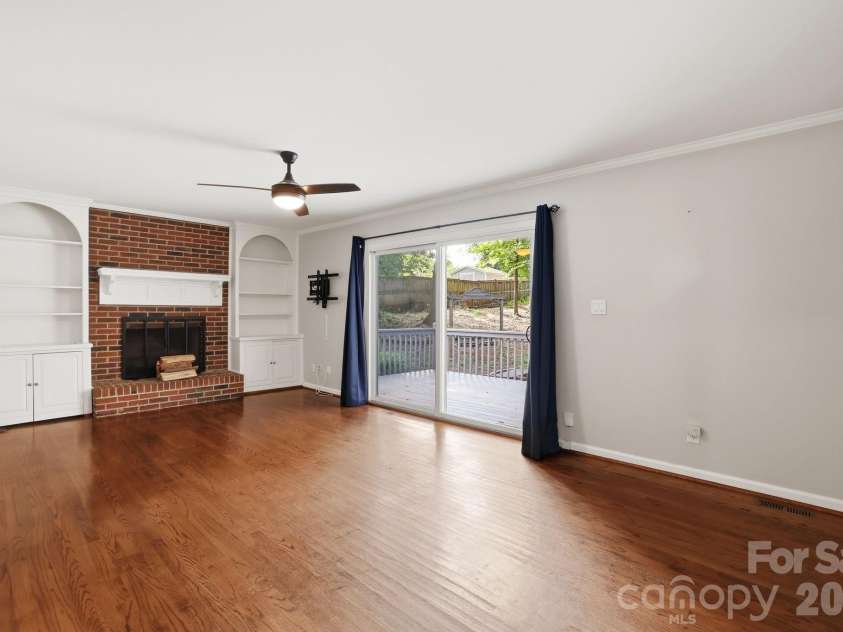 115 Southfork Drive, Belmont, NC 28012.  MLS# CAR4399681, YatesRealty ID 35987. 