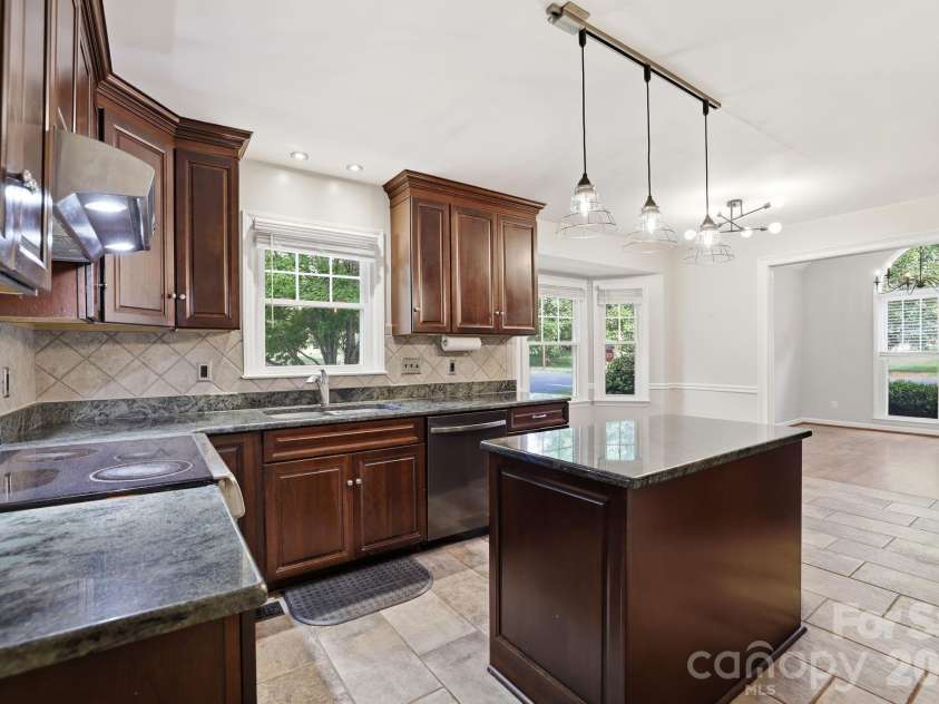 115 Southfork Drive, Belmont, NC 28012.  MLS# CAR4399681, YatesRealty ID 35987. 