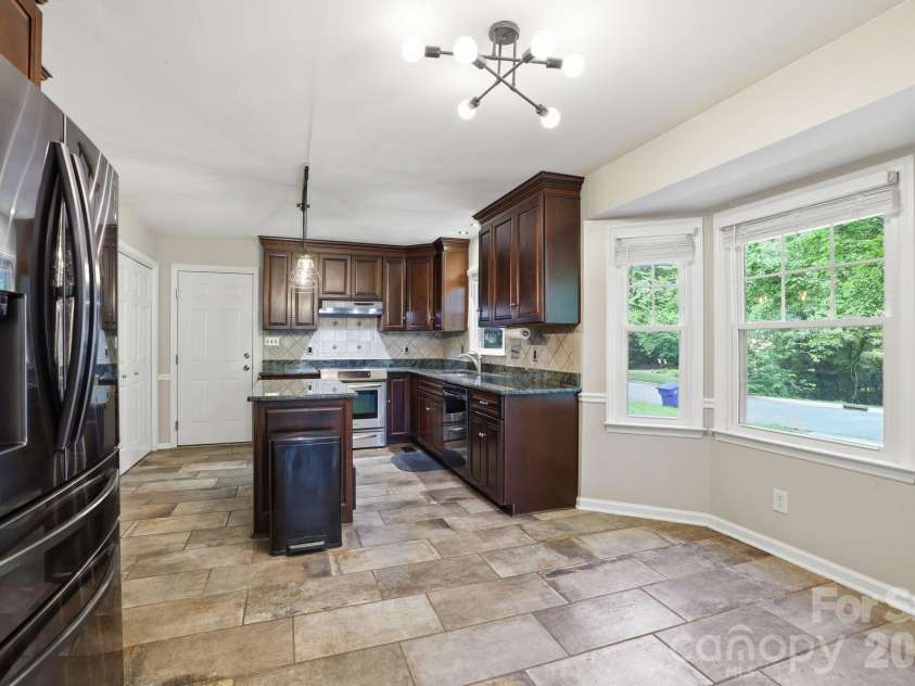 115 Southfork Drive, Belmont, NC 28012.  MLS# CAR4399681, YatesRealty ID 35987. 