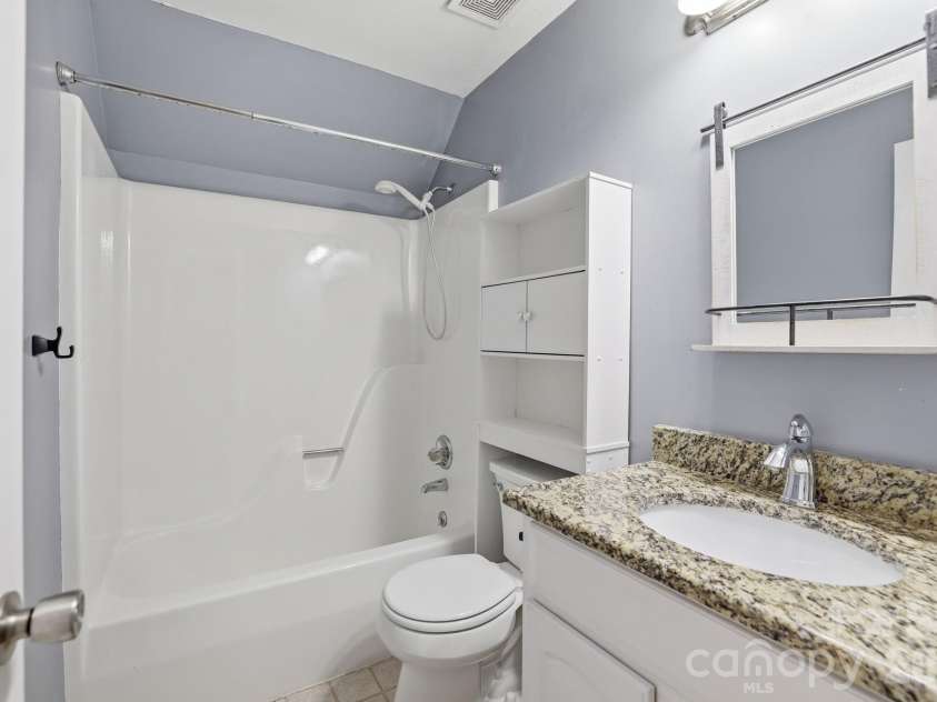 115 Southfork Drive, Belmont, NC 28012.  MLS# CAR4399681, YatesRealty ID 35987. 