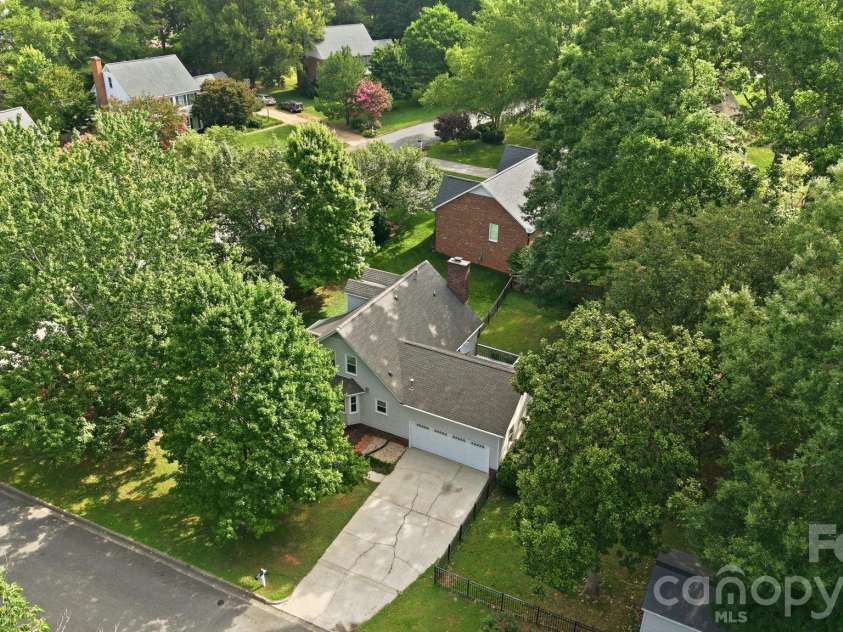 115 Southfork Drive, Belmont, NC 28012.  MLS# CAR4399681, YatesRealty ID 35987. 