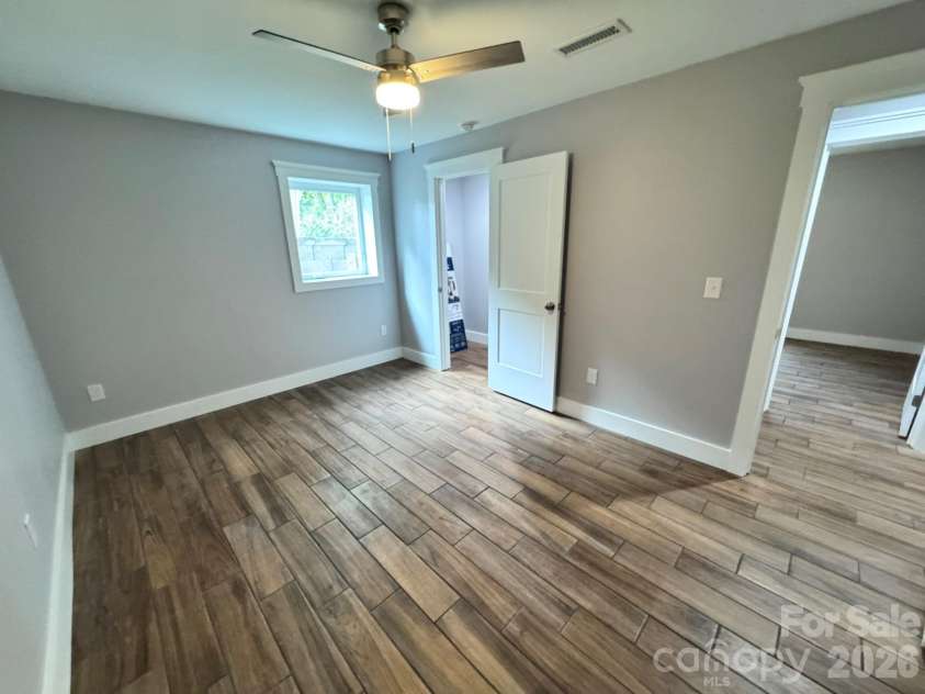 269 Virginia Avenue, Asheville, NC 28806.  MLS# CAR4311004, YatesRealty ID 3599. 
