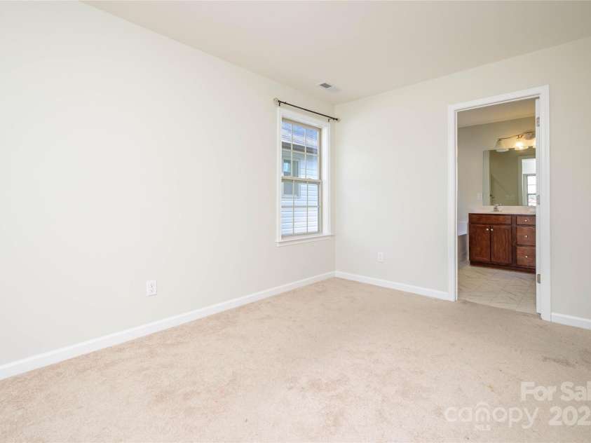 35 Greenly Lane, Fletcher, NC 28732.  MLS# CAR4333662, YatesRealty ID 3599. 