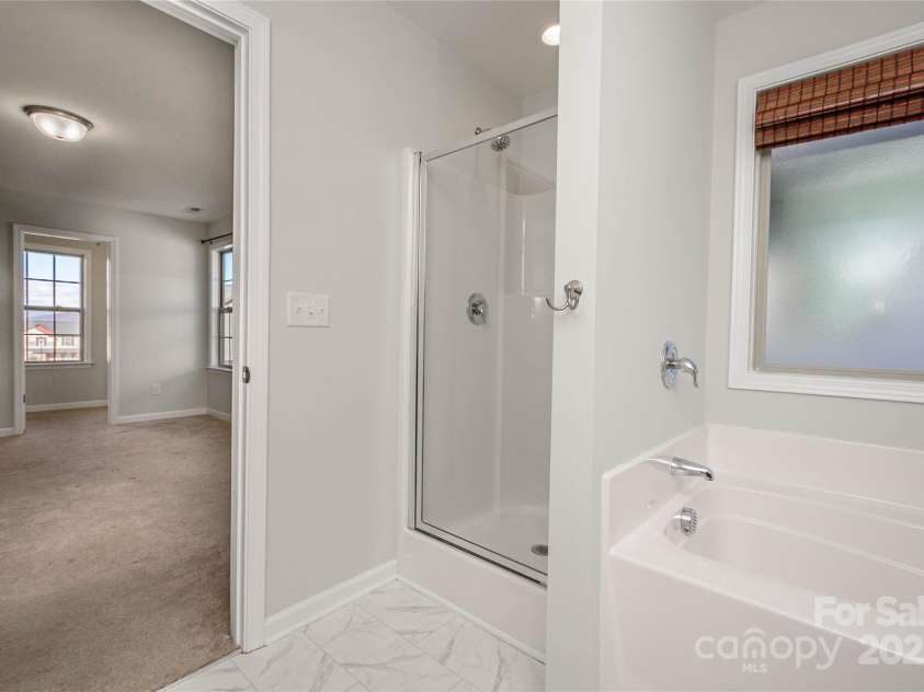 35 Greenly Lane, Fletcher, NC 28732.  MLS# CAR4333662, YatesRealty ID 3599. 