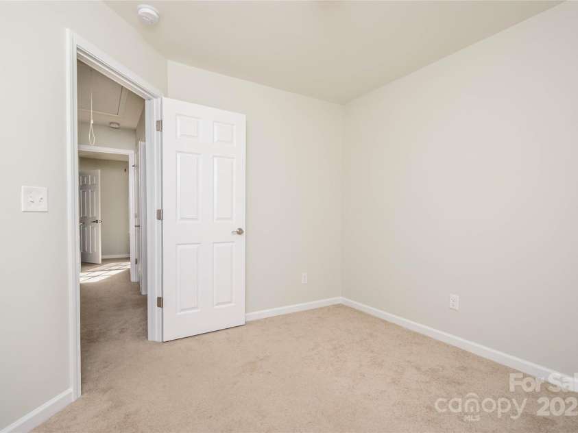 35 Greenly Lane, Fletcher, NC 28732.  MLS# CAR4333662, YatesRealty ID 3599. 