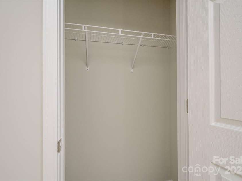 35 Greenly Lane, Fletcher, NC 28732.  MLS# CAR4333662, YatesRealty ID 3599. 