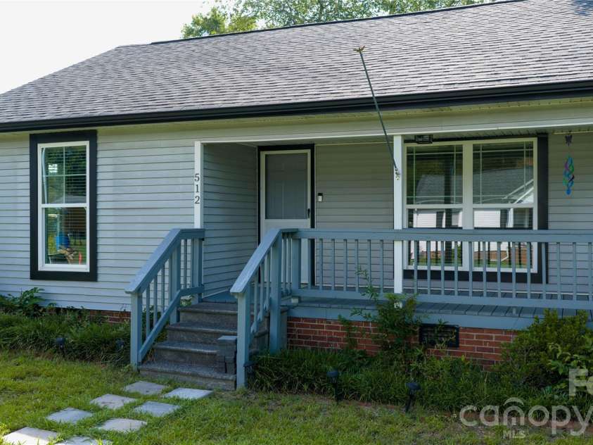 512 Florence Avenue, Kannapolis, NC 28083.  MLS# CAR4399803, YatesRealty ID 35990. 