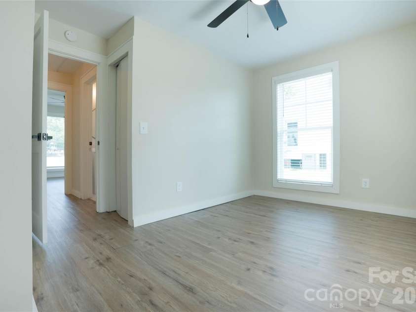 512 Florence Avenue, Kannapolis, NC 28083.  MLS# CAR4399803, YatesRealty ID 35990. 