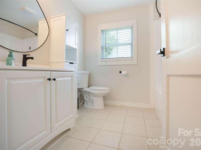 512 Florence Avenue, Kannapolis, NC 28083.  MLS# CAR4399803, YatesRealty ID 35990. 