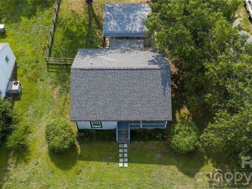 512 Florence Avenue, Kannapolis, NC 28083.  MLS# CAR4399803, YatesRealty ID 35990. 