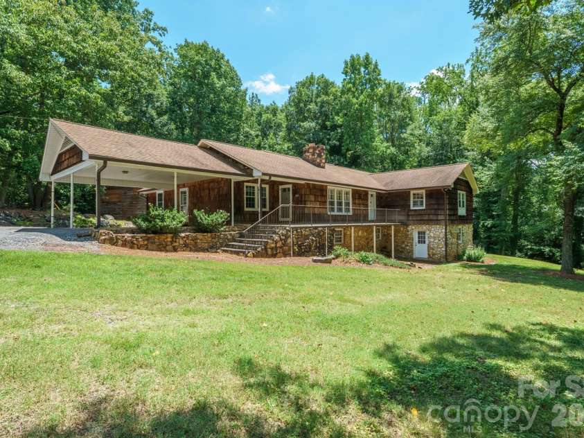 229 Rocky Lane, Lincolnton, NC 28092.  MLS# CAR4401034, YatesRealty ID 35992. 
