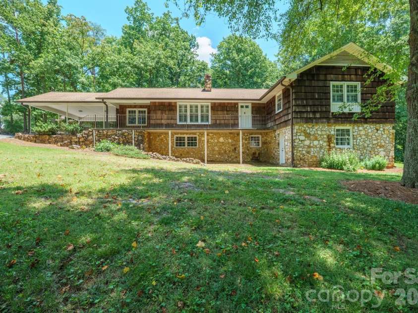 229 Rocky Lane, Lincolnton, NC 28092.  MLS# CAR4401034, YatesRealty ID 35992. 