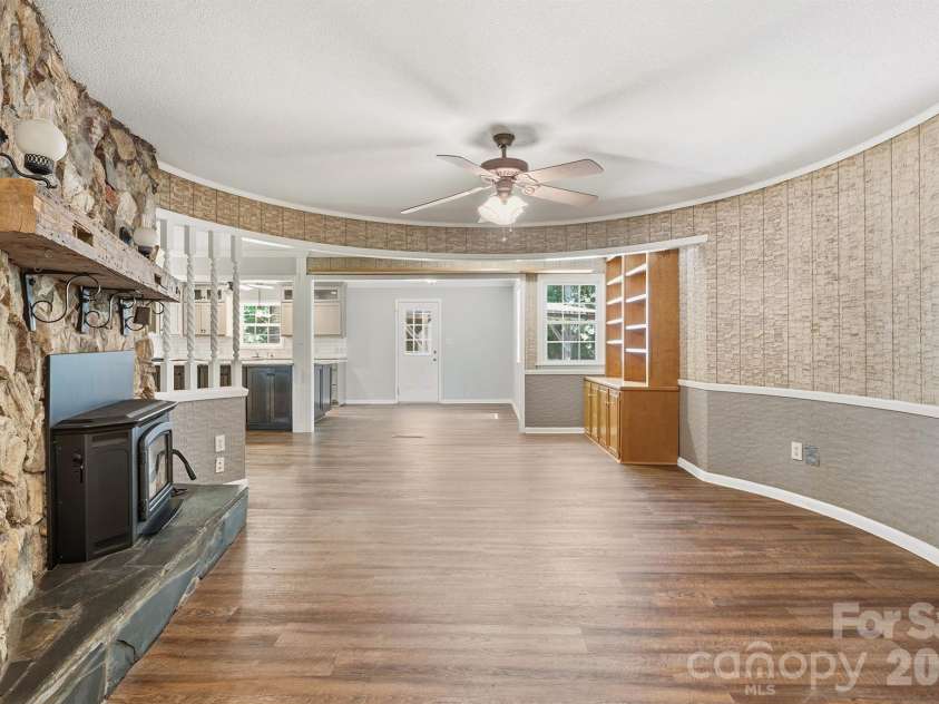229 Rocky Lane, Lincolnton, NC 28092.  MLS# CAR4401034, YatesRealty ID 35992. 