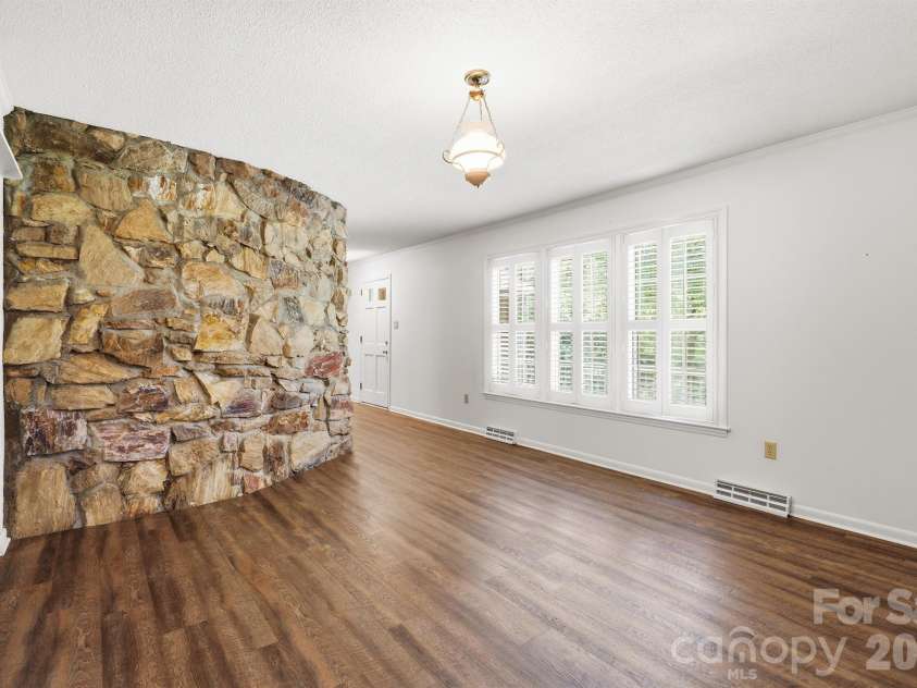 229 Rocky Lane, Lincolnton, NC 28092.  MLS# CAR4401034, YatesRealty ID 35992. 