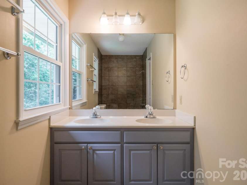 229 Rocky Lane, Lincolnton, NC 28092.  MLS# CAR4401034, YatesRealty ID 35992. 