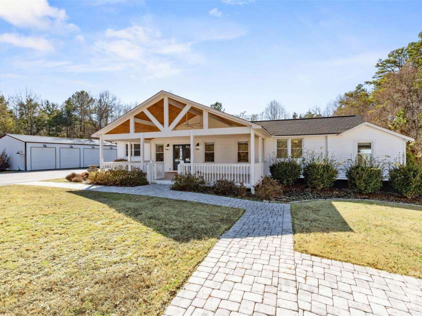 5214 Echo Valley, Great Falls, SC 29055.  MLS# CAR4393184, YatesRealty ID 35996. 