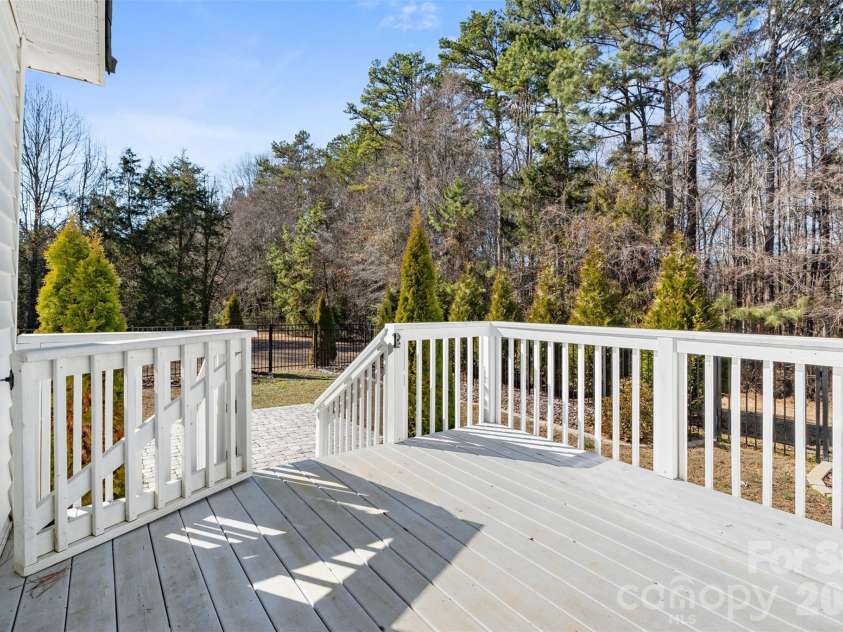 5214 Echo Valley, Great Falls, SC 29055.  MLS# CAR4393184, YatesRealty ID 35996. Back Deck Leading to Fenced Back Yard
